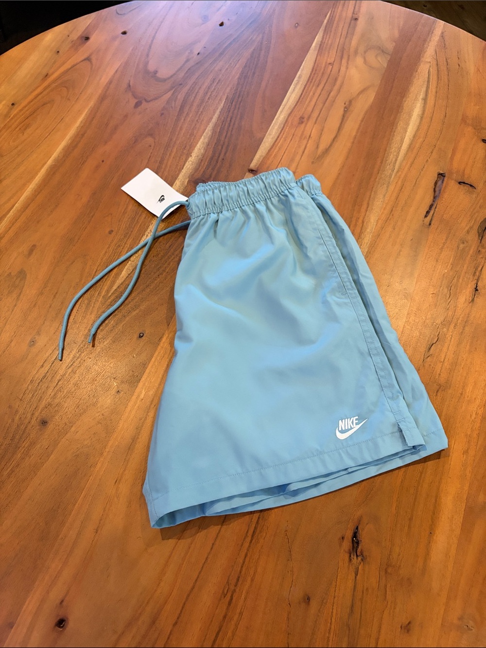 ⚡️ New men’s Nike shorts size Small